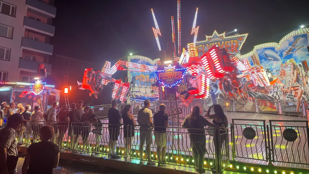 Flyover in der Lindenallee beim Stadtfest Eisenhüttenstadt 2024