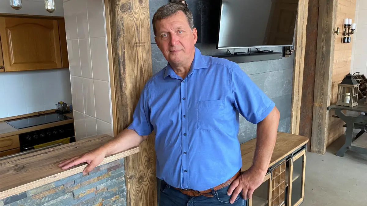 Thoralf Schapke in der Oderlandstraße 22 in Eisenhüttenstadt: Dort hat seine Firma Sustained Lab ihren Sitz.