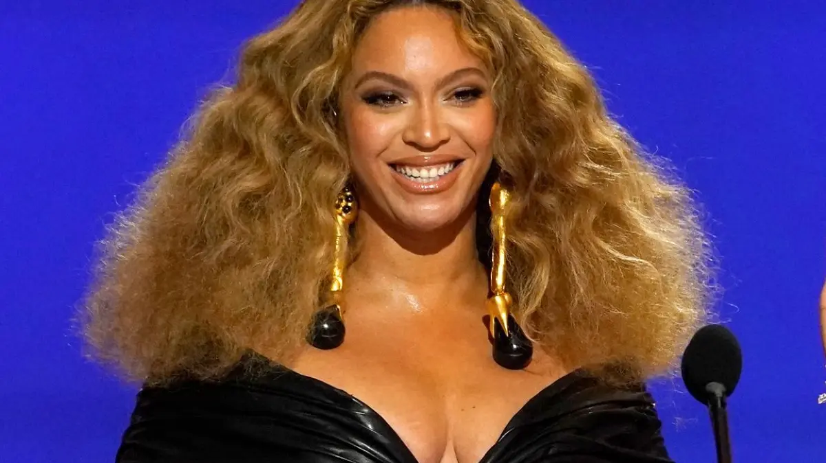 US-Superstar Beyoncé, US-Sängerin, bei den 63. Grammy Awards im Los Angeles Convention Center. Beim Super Bowl kündigt Beyoncé ihr neues Album an. US-Sängerin Beyoncé hat US-Vizepräsidentin Kamala Harris Konzertkarten geschenkt. (zu dpa: «Beyoncé: Privatleben soll nicht zum Marketingprodukt werden») +++ dpa-Bildfunk +++