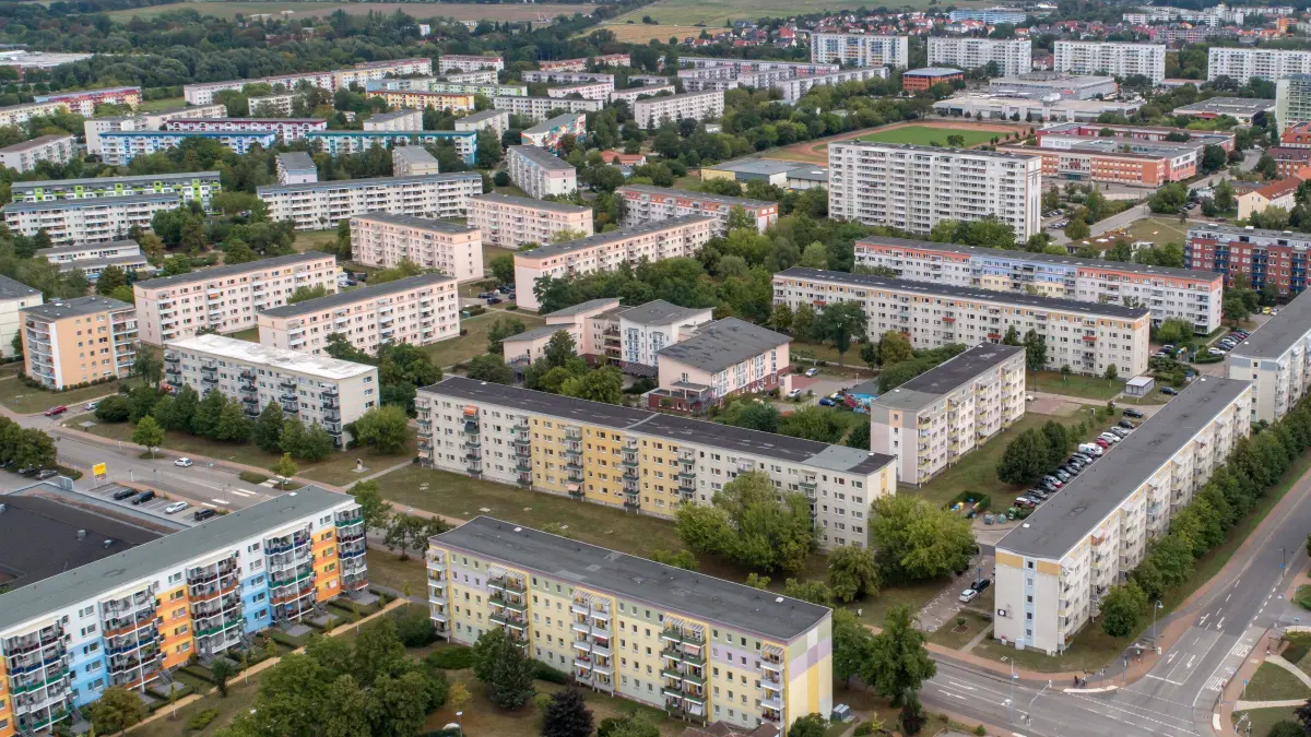 Robert-Koch-Kiez: Schwedt, 21.08.2022: Blick auf Robert-Koch-Kiez, den die WOBAG umgestalten will