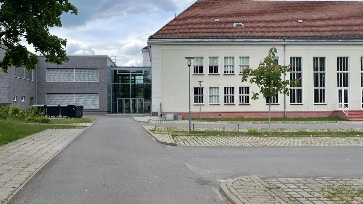 Der Landkreis Oder-Spree hat schon viele Millionen Euro für Schulen in Eisenhüttenstadt investiert. Nun soll ein weiteres Neubauprojekt realisiert werden.