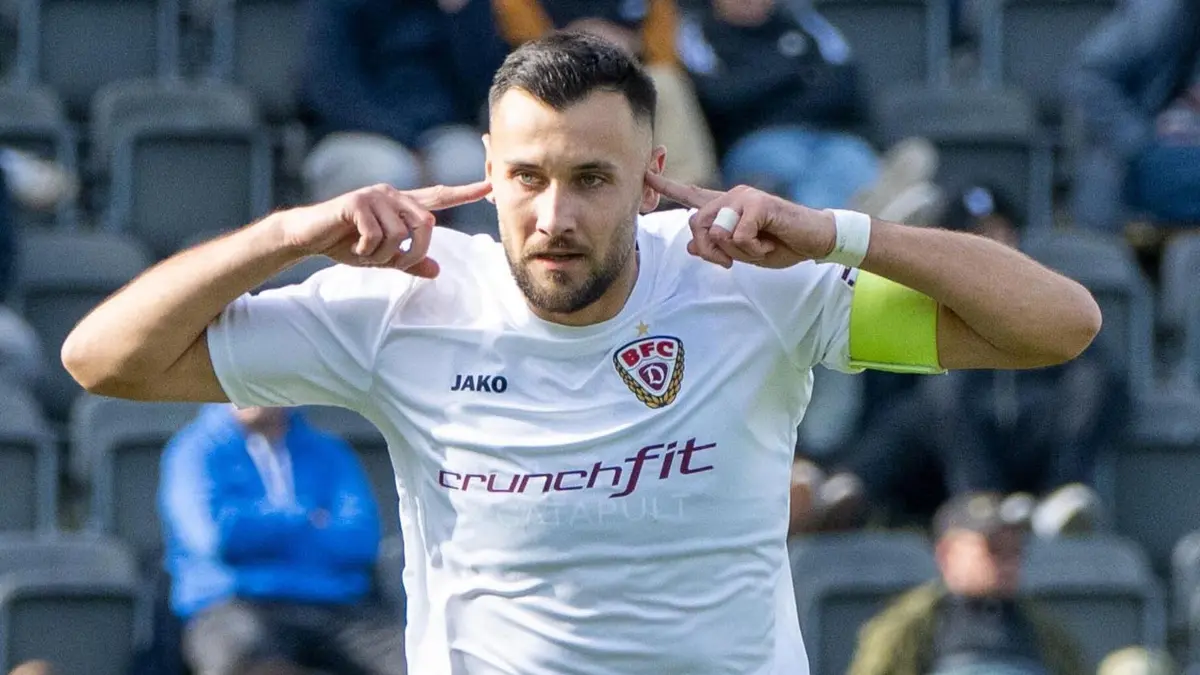 Berliner Landespokal 2024/25, 3. Runde, Lichtenberg 47 - BFC Dynamo: Fussball, Herren, Saison 2024/2025, COSY-WASCH Landespokal Berlin (3. Hauptrunde), SV Lichtenberg 47 - BFC Dynamo, Rufat Dadashov (BFC Dynamo), Jubel nach Tor zum 2:0, 12.10. 2024, Foto: Matthias Koch