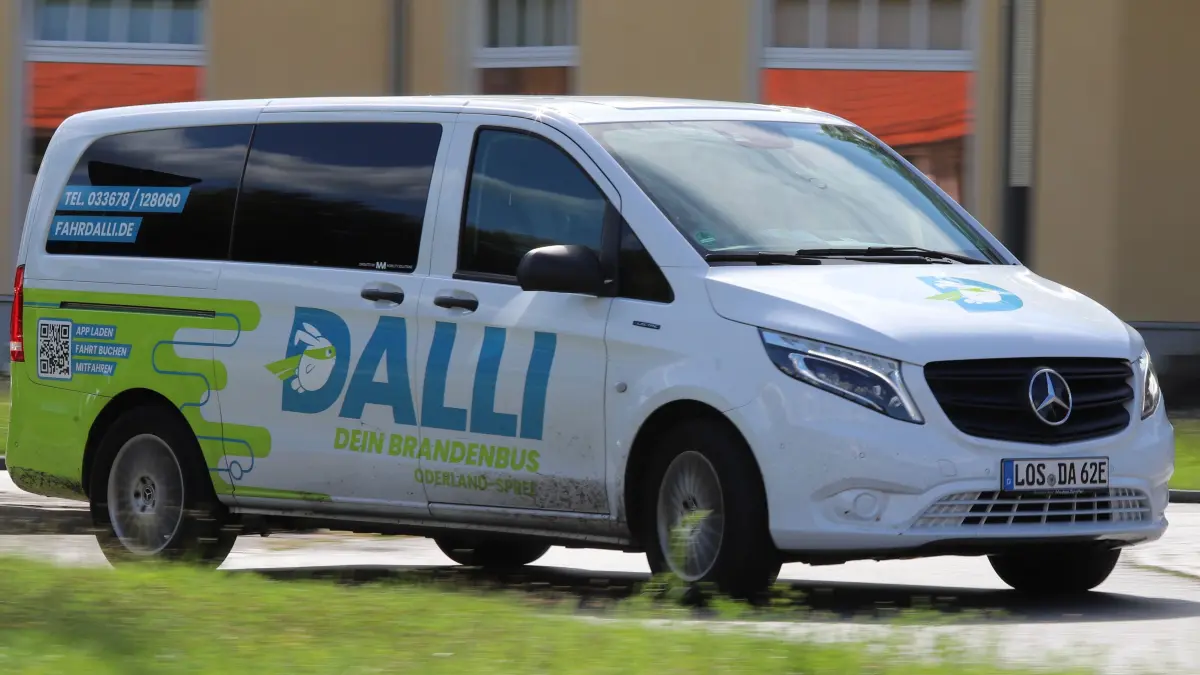 Bus auf Abruf: Der Dalli verkehrt in Storkow und den Gemeinden des Amts Scharmützelsee. An welchen Zeiten fährt der Bus nachts?
