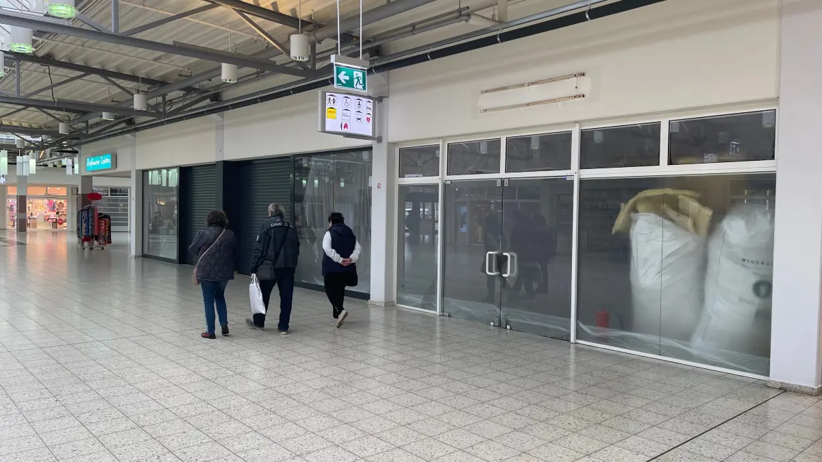 Im City Center in Eisenhüttenstadt wird gebaut. Zwei ehemals getrennte Ladengeschäfte werden zusammengelegt. Wer ist der neue Mieter?