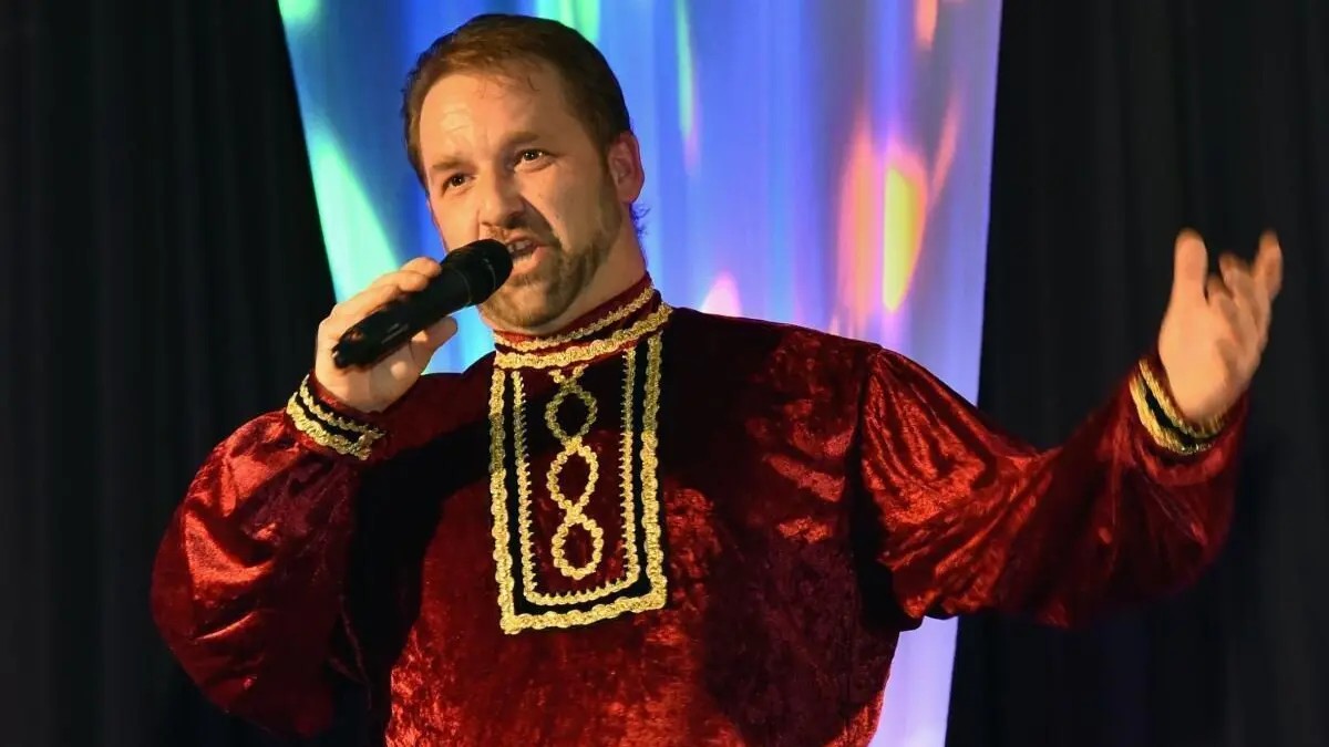 Ronny Weiland: Volksmusiker Ronny Weiland, hier bei einem Auftritt im Januar 2020 in Seelow, kommt nach Eberswalde. Dort war er bereits im Februar 2020 zu erleben - auch damals im Haus Schwärzetal.