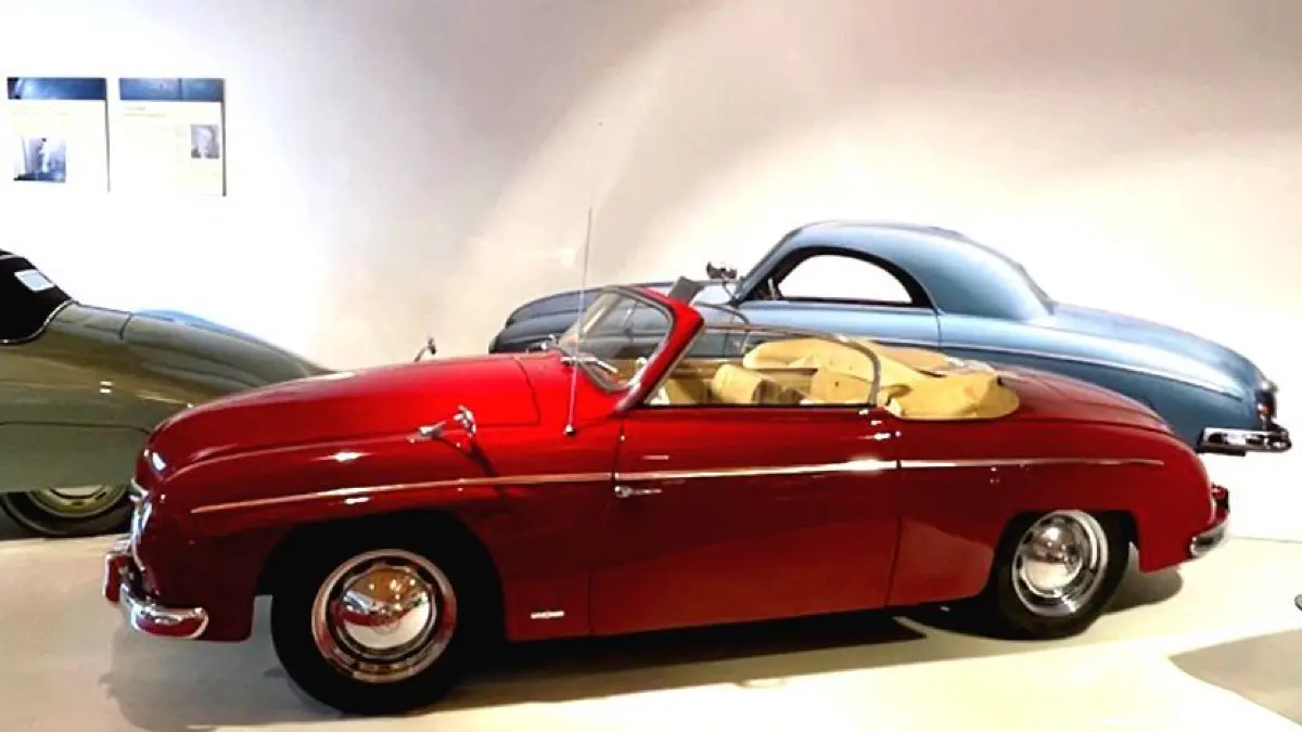 Bei Adel und Hollywood-Stars begehrt, das Sportcabrio Rometsch "Modell Beeskow", welches zahlreiche Preise gewann.