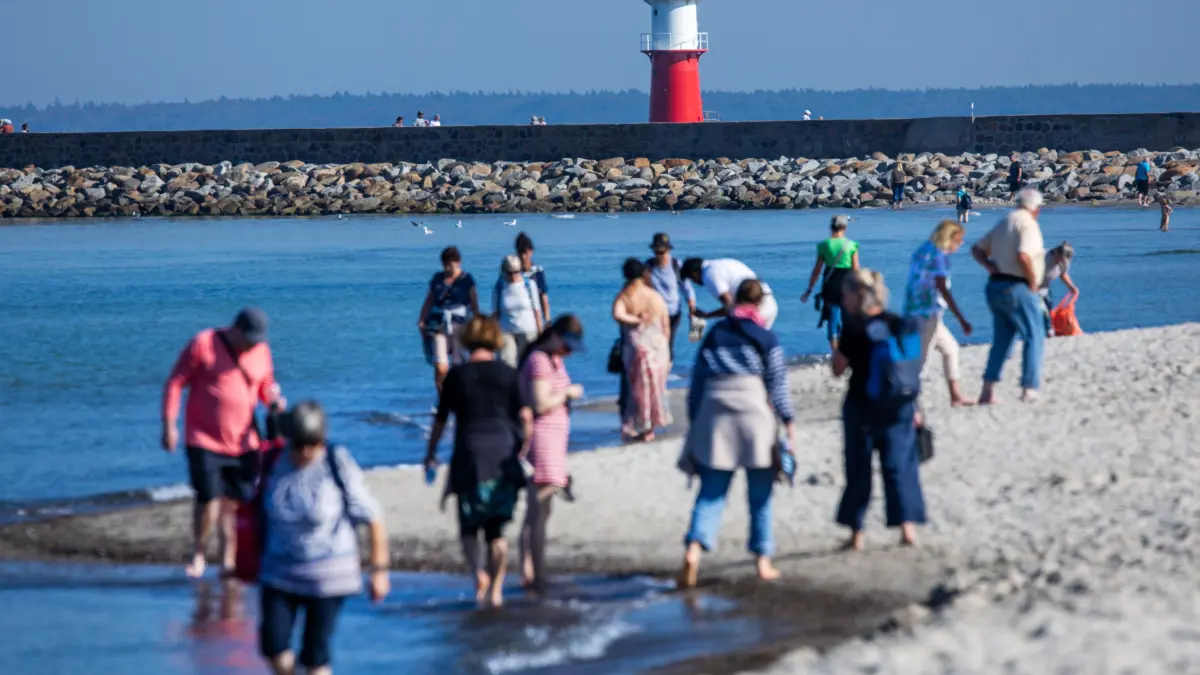 Wann ist in Mecklenburg-Vorpommern 2025 schulfrei? Alle Termine für die Schulferien, Feier- und Brückentage im Überblick.