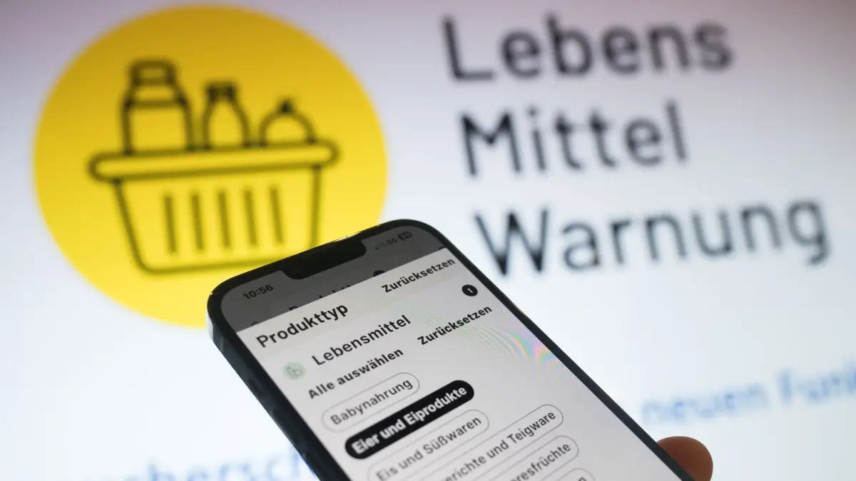 „Lebensmittelwarnung.de“-App auf einem Smartphone