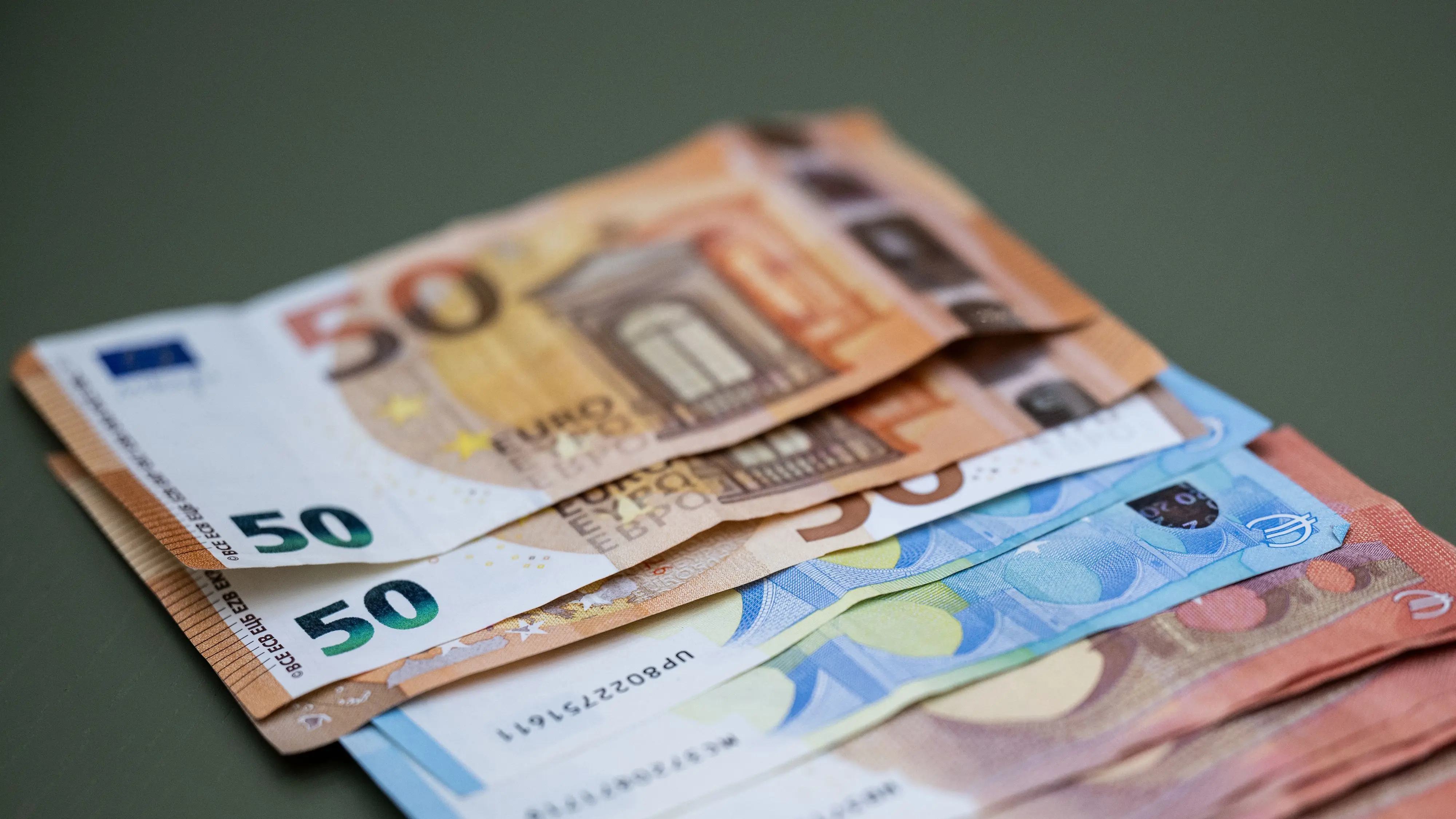 Kindergeld 2025: Auszahlung erfolgt an diesen Terminen | moz.de Kindergeld 2025: Auszahlung erfolgt an diesen Terminen | moz.de