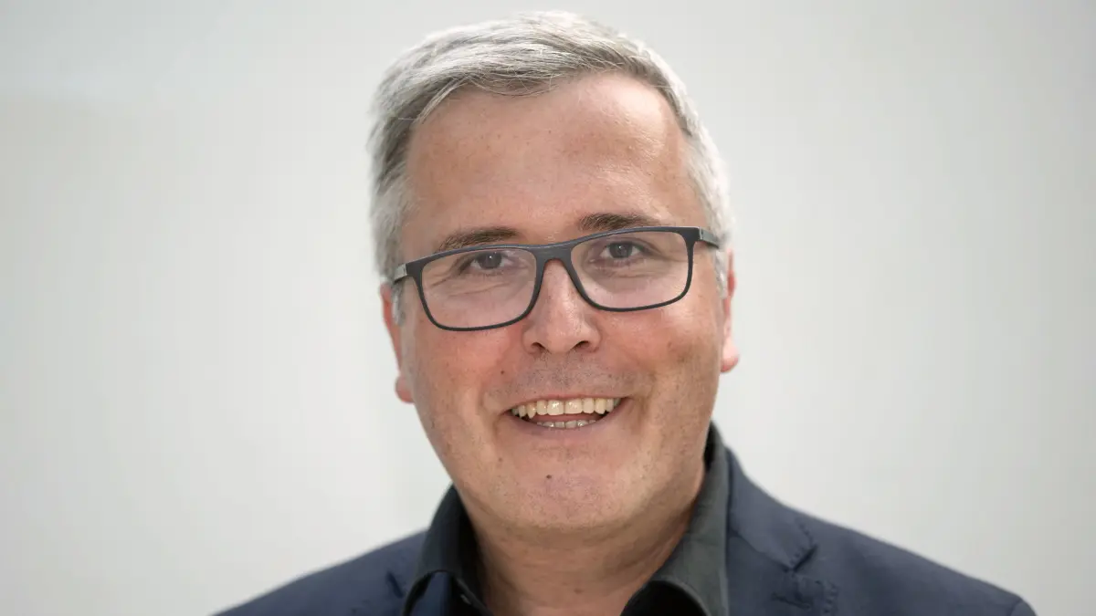 Bürgermeister von Oranienburg, 2017 gewählt, seit Januar 2018 im Amt: Alexander Laesicke (parteilos), tritt zur Bürgermeisterwahl 2025 erneut an