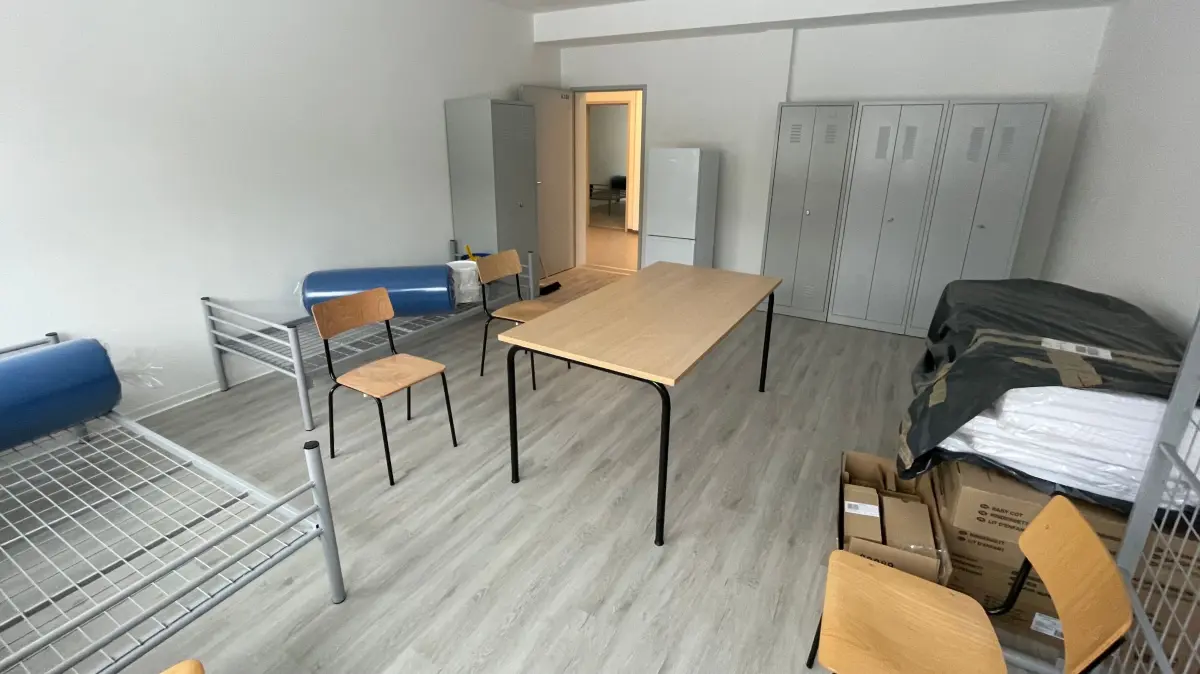Flüchtlinge in Oranienburg, Erweiterung der Gemeinschaftsunterkunft durch vier Raummodulanlagen Modulanlagen Container in Lehnitz am Mühlenbecker Weg, Tag der offenen Tür vom Landkreis / Oberhavel Holding am 10.01.2025