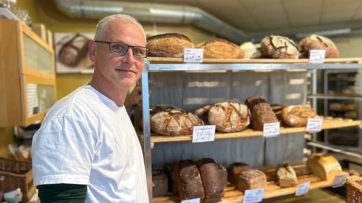 Tobias Trinkl in seiner Bäckerei Backwarium in Schönwalde