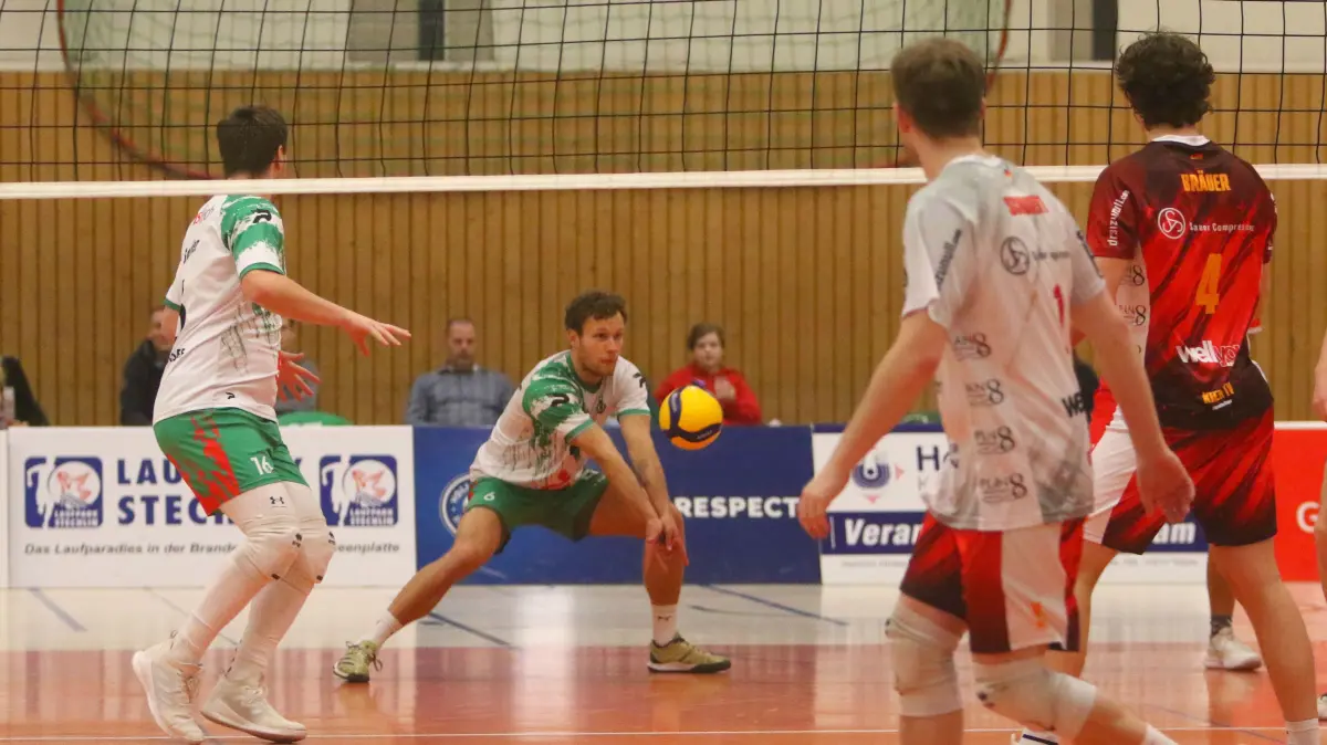 Volleyball, 3. Liga, SV Lindow-Gransee Tabellenführer, Kandidat Sportler der Woche, Eric Stadie-Seeber, Außen/Annahme-Spieler, Spiel gegen Kiel II