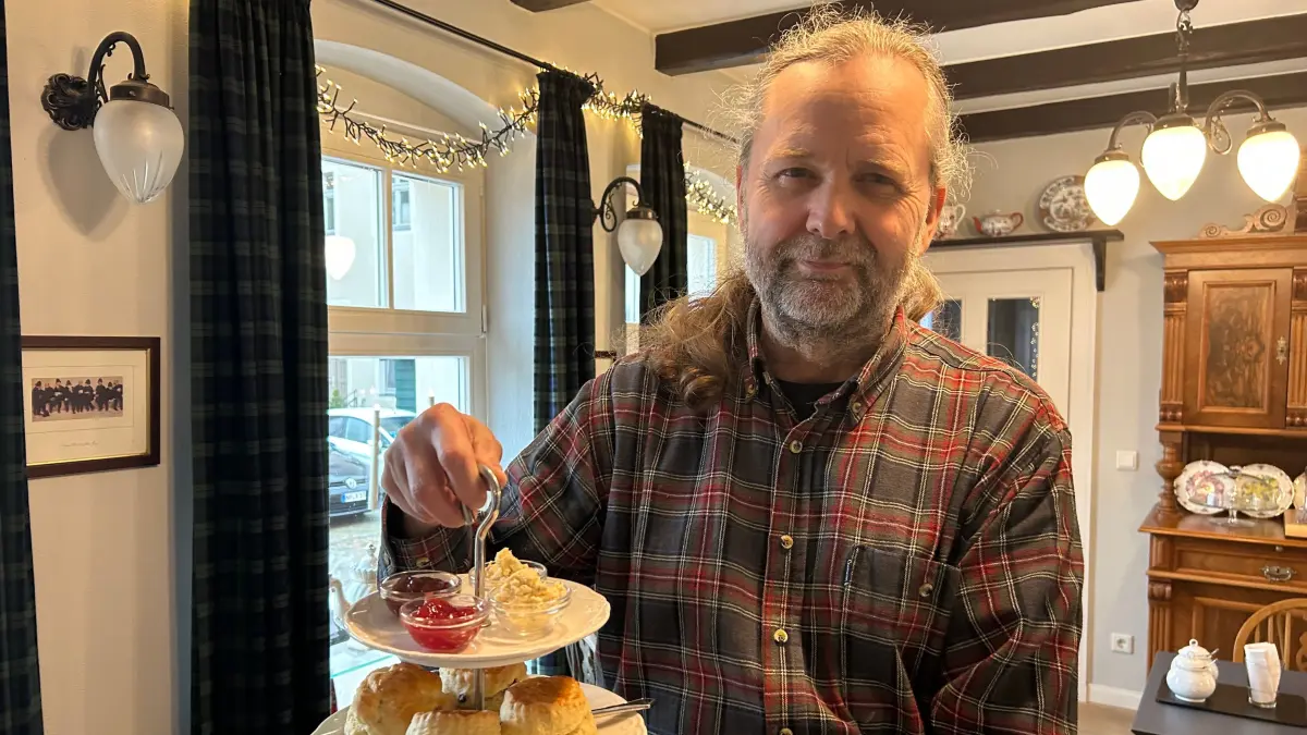 Was Ralf Berkes im schottischen Café Fiddlers in Neuruppin alles zum Frühstück anbietet.