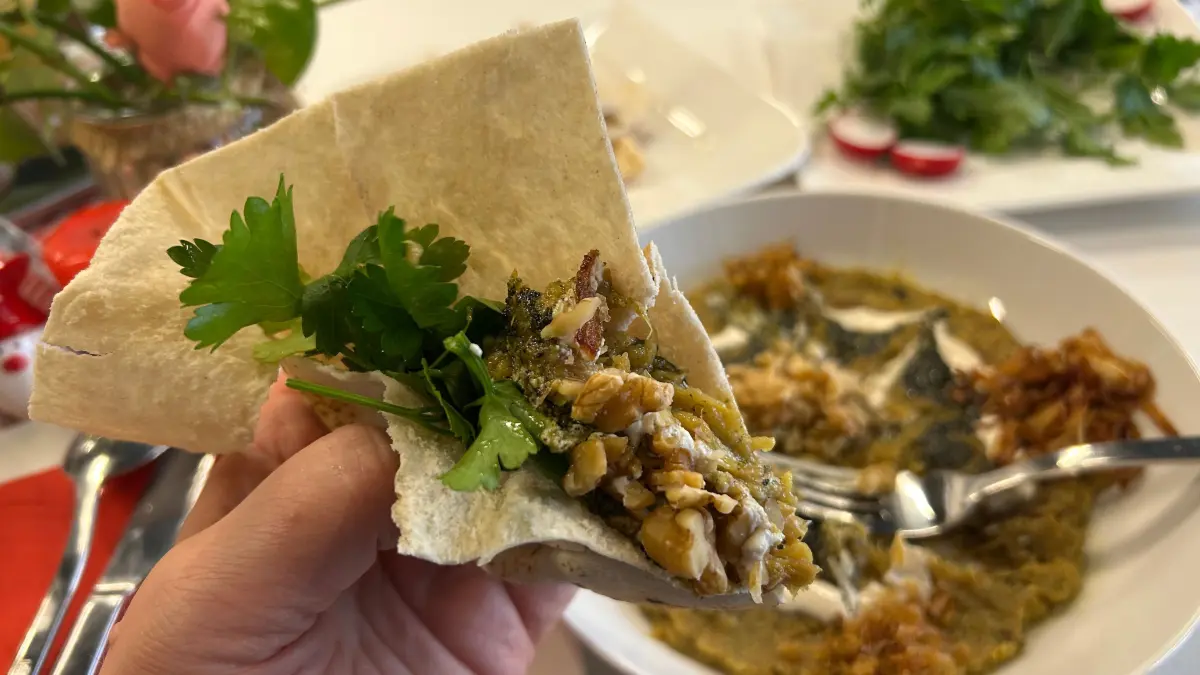 Welche Gerichte bietet das neu eröffnete persische Restaurant Shahrzad in der Spandauer Altstadt an?