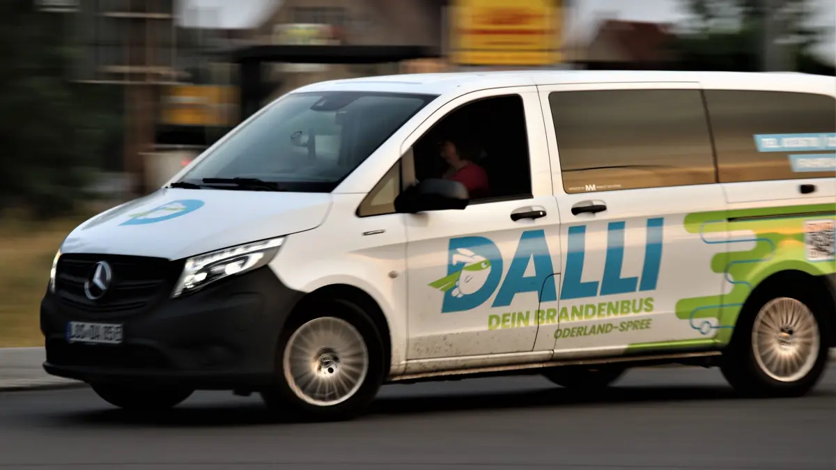 Der Dalli ist als Rufbus in Storkow und am Scharmützelsee unterwegs. Die Kreisverwaltung kann sich vorstellen, das On-Demand-Angebot auf ganz Oder-Spree auszuweiten.