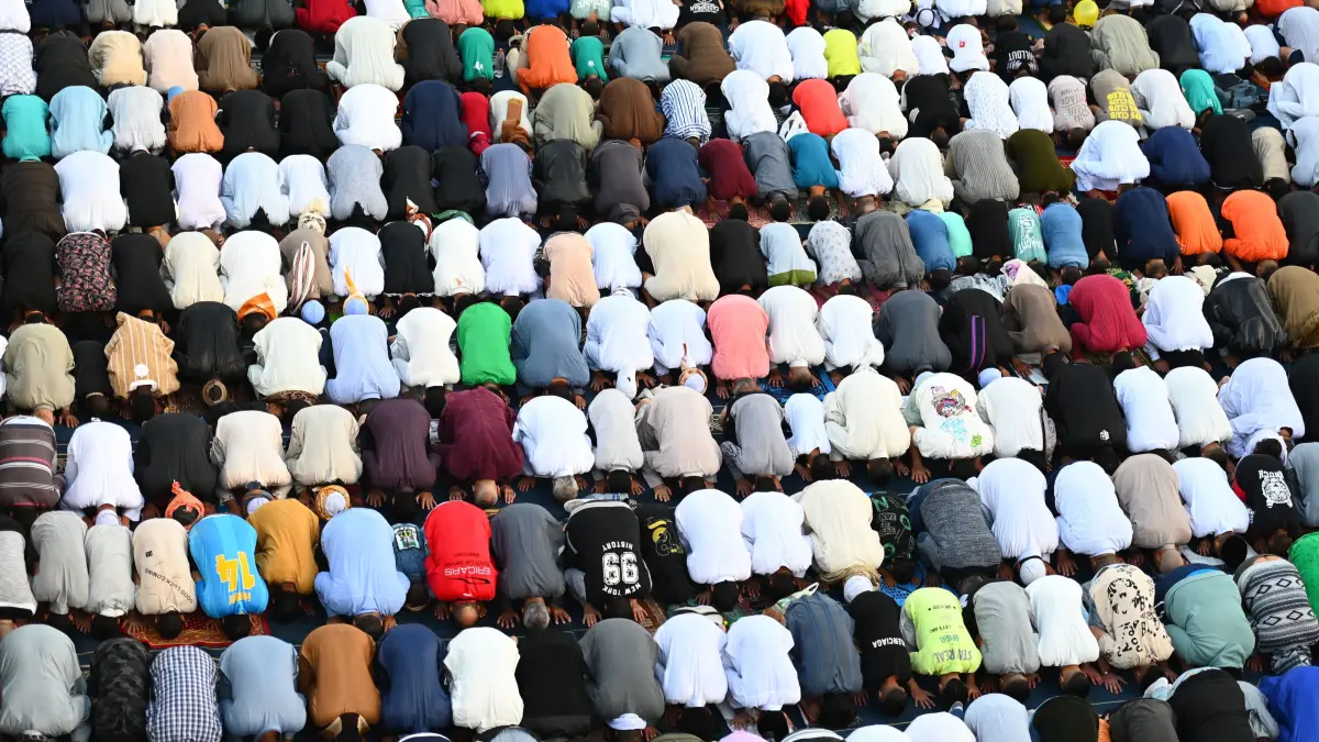 Auch in Bonn wird 2025 der Ramadan gefeiert. Wann sind die Gebetszeiten und Iftar hier?