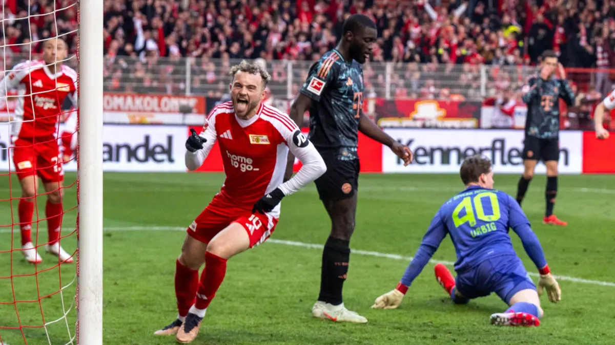 1.BL 1. FC Union - Bayern München 2024/25: Fußball, Herren, Saison 2024/2025, 1. Bundesliga (26. Spieltag), 1. FC Union Berlin - FC Bayern München, Benedict Hollerbach (1. FC Union), Jubel nach Tor zum 1:1, 15.03.2025, Foto: Matthias Koch