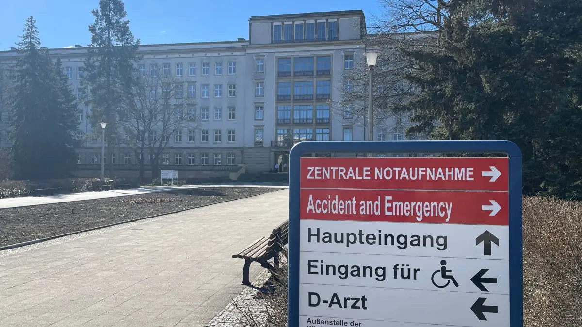 Ist das städtische Krankenhaus in Eisenhüttenstadt selbst ein Fall für die Notaufnahme? Das sagt der Bürgermeister und nennt die große Herausforderung.