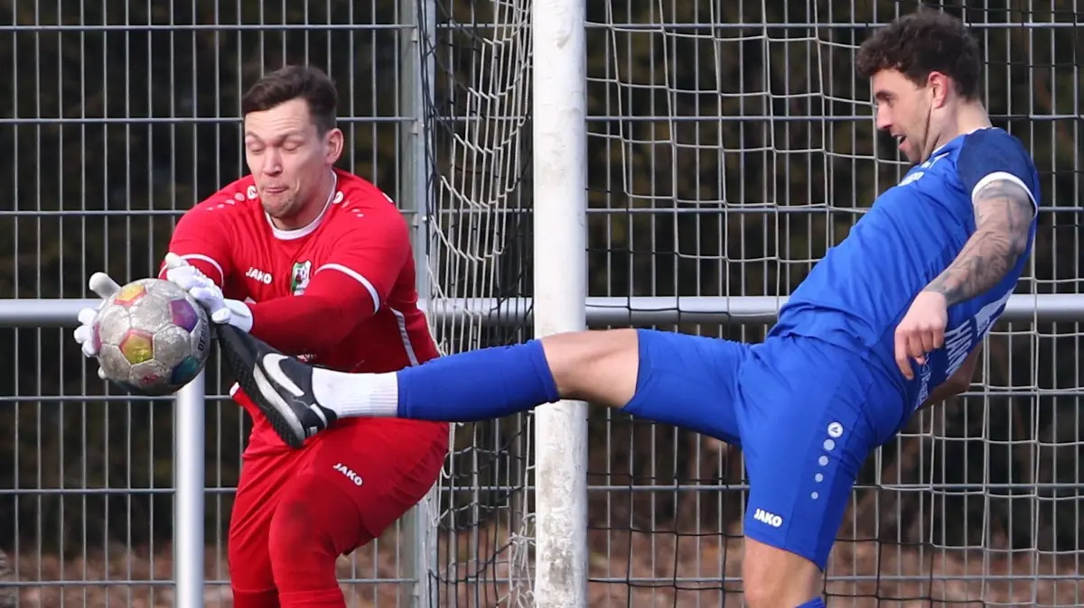 Fußball Landesliga Eintracht Alt Ruppin Torwart Keeper Philipp Müller