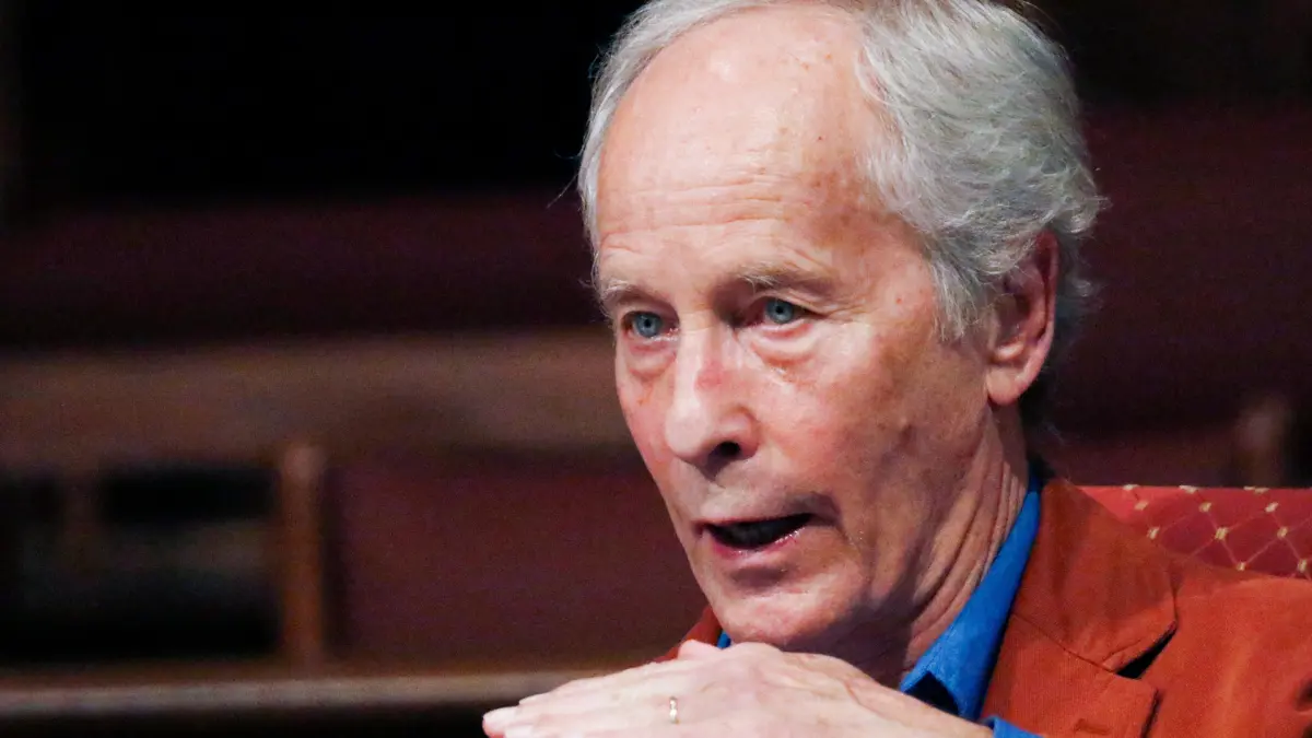 Der Autor Richard Ford kommt für eine seiner seltenen Europareisen nach Potsdam und stellt seinen aktuellen Roman Valentinstag vor.