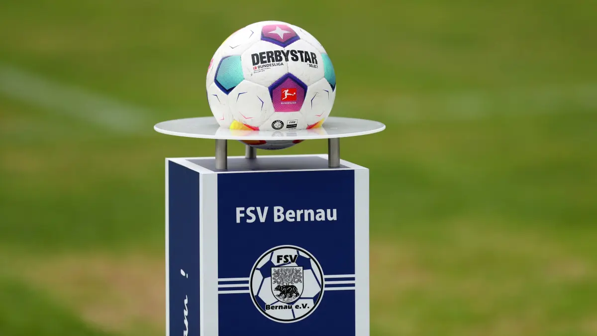 Symbolfoto FSV Bernau - MSV Neuruppin