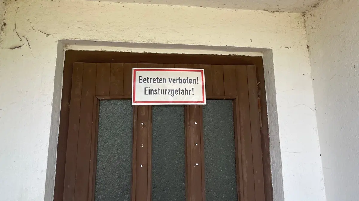 Die städtische Immobilie in Eisenhüttenstadt, in der sich einst ein Traditionslokal, steht seit vielen Jahren leer und verfällt. Hat ein international tätiger Gastronom daran Interesse?