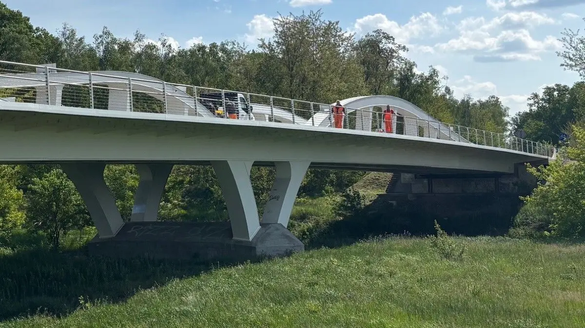 Neißewelle bei Coschen