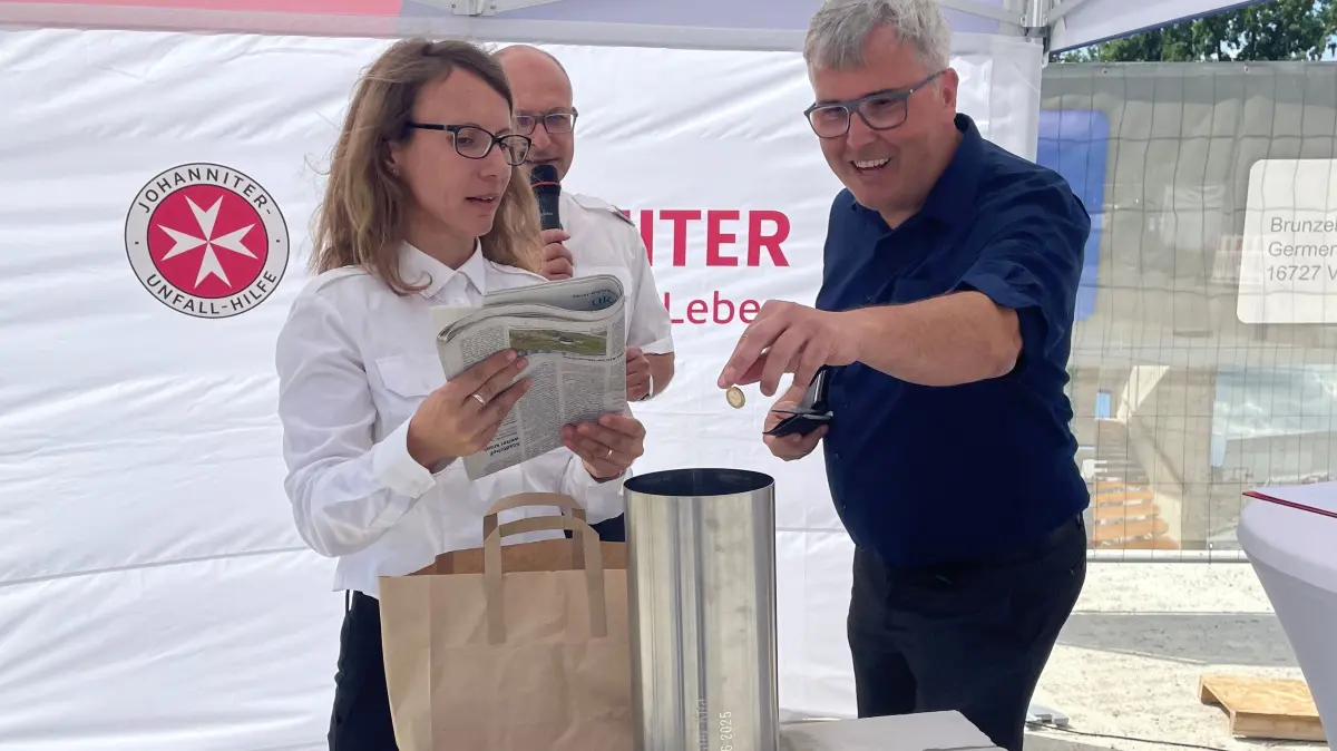Neue Kita in Oranienburg, Grundsteinlegung am 20.06. Träger ist der Johanniter-Unfall-Hilfe e.V. Regionalverband Nordbrandenburg, Neubau an der Friedensstraße 3a gegenüber von Kaufland
