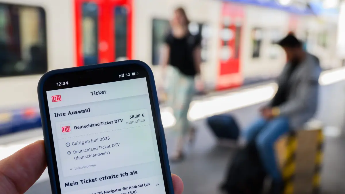 Das Deutschlandticket in einer App. In Brandenburg erfreut sich das Angebot großer Beliebtheit und das nicht nur in der Nähe von Berlin oder in größeren Städten.