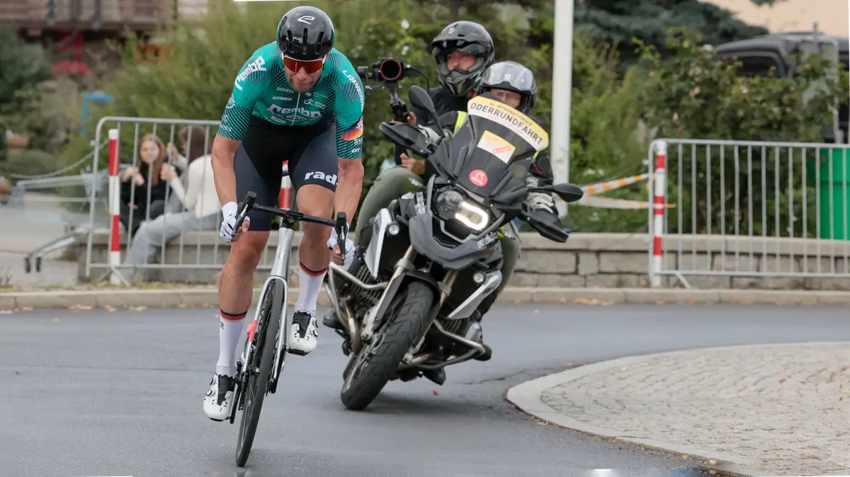 Roger Kluge beim Zeitfahren zum Start der Oderrundfahrt in Frankfurt (Oder) und Slubice