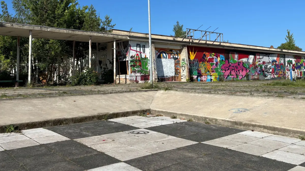 Der Platz der Jugend in Eisenhüttenstadt soll wieder mit Leben gefüllt werden