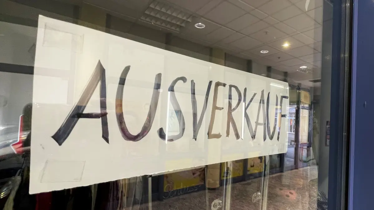 Oranienburg Leerstand Laden Geschäft schließt hat geschlossen, Innenstadt, Ausverkauf, Foto: Marco Winkler