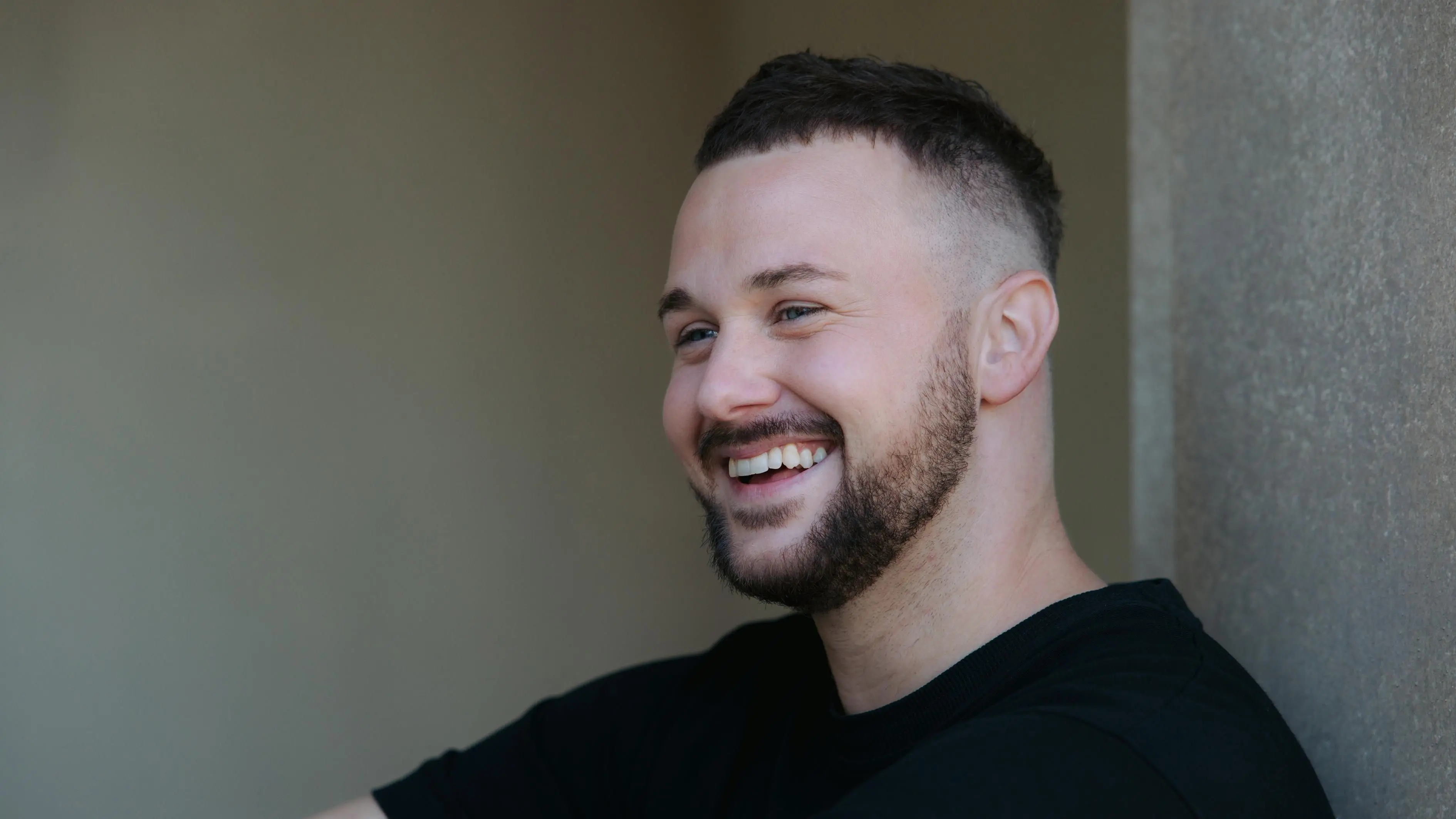 Jonas (Felix van Deventer) könnte bald sein neues Liebesglück finden.