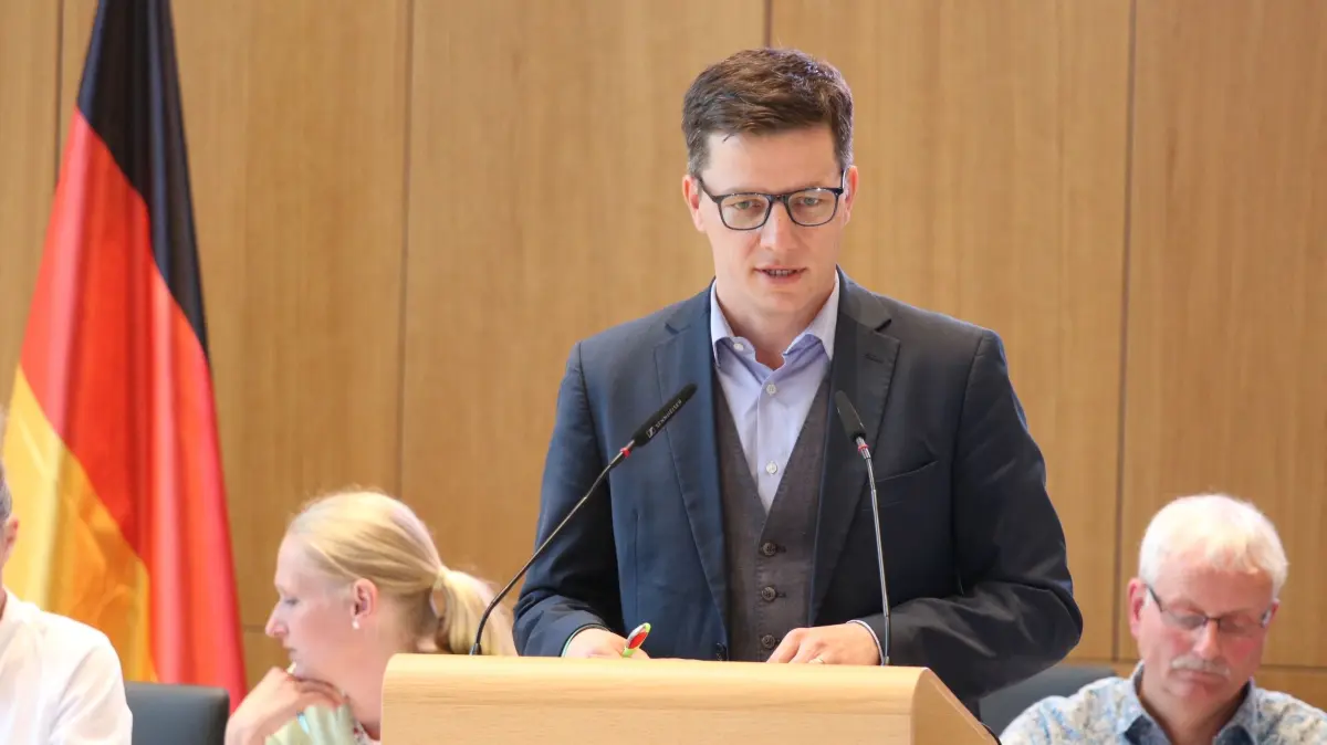 Bürgermeister Claus Junghanns in der Stadtverordnetenversammlung Frankfurt (Oder)