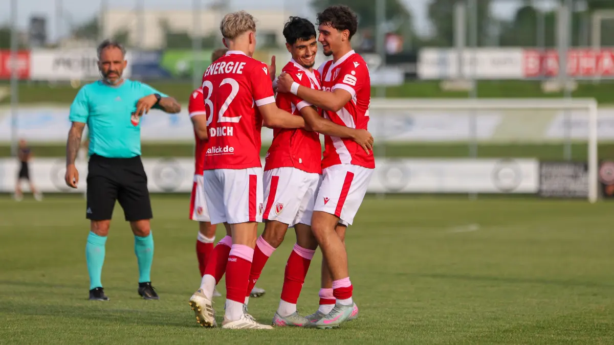 Can Moustfa erzielte zwei Tore für Energie Cottbus beim FC Hertha Wels.