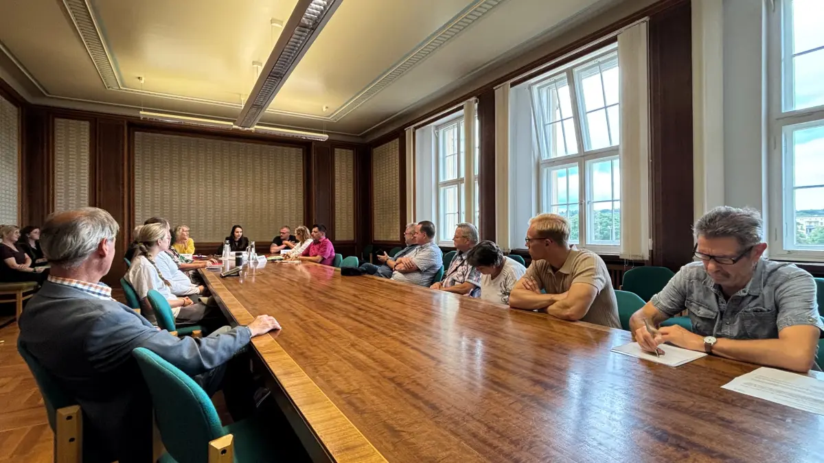 Der Wahlausschuss hat entschieden, welche Wahlvorschläge für die Wahl des Bürgermeisters in Eisenhüttenstadt zulässig sind. Ein Wahlvorschlag fiel durch.