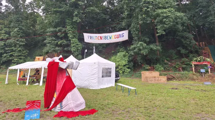 Ein Wochenende unter Querdenkern und Putin-Fans