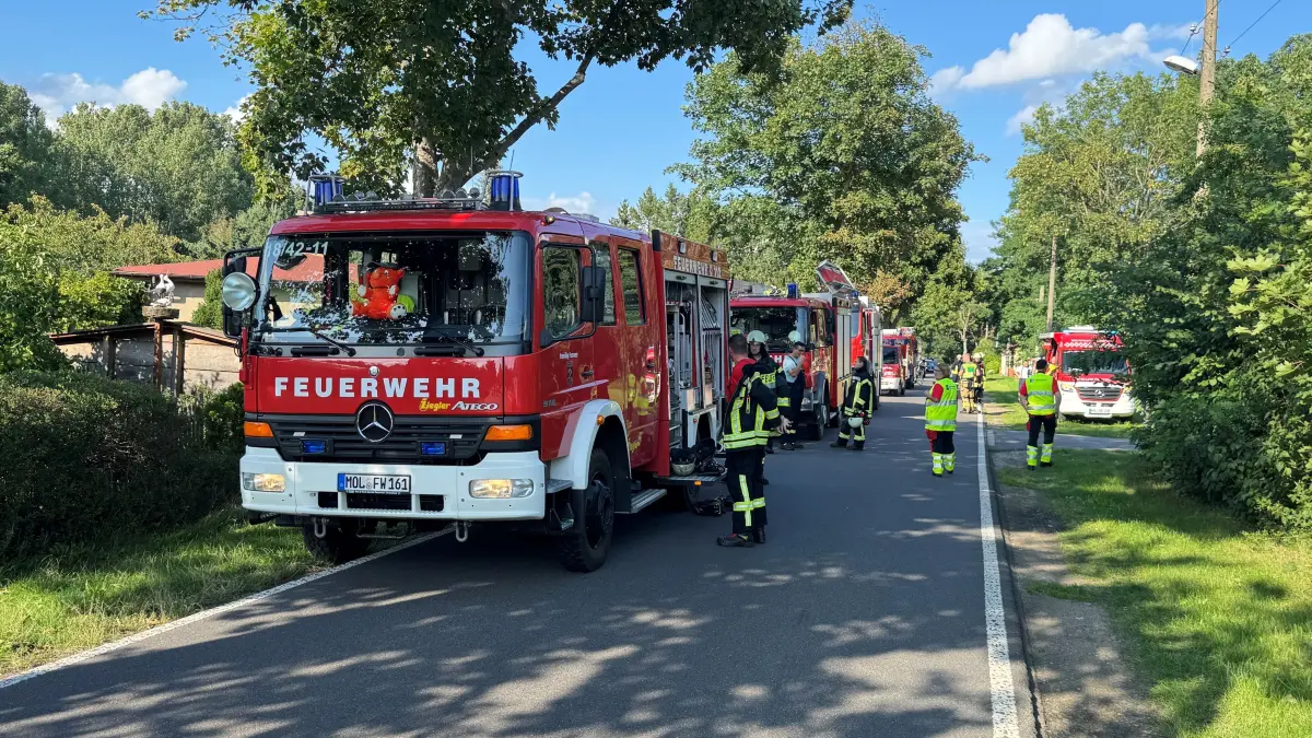 Während des Feuerwehreinsatzes in Karlsdorf war die L34 voll gesperrt.