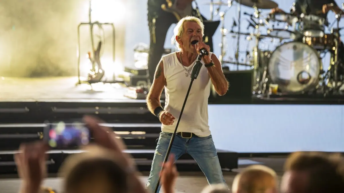 Matthias Reim in Eisenhüttenstadt: Mit diesen Hits begeistert der Sänger seine Fans | moz.de