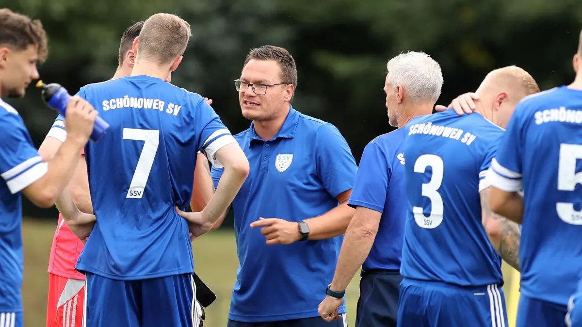 2. ST LL Schönower SV - SV Zehdenick 1:1: Schönow, 30.08.25, 2. ST LL Schönower SV - SV Zehdenick 1:1, Schönower SV, Mitte Trainer Oliver Boche