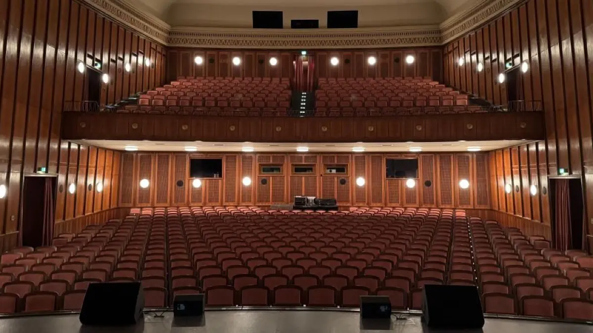 Eignet sich das Friedrich-Wolf-Theater als Kino? Es gibt eine erste Einschätzung