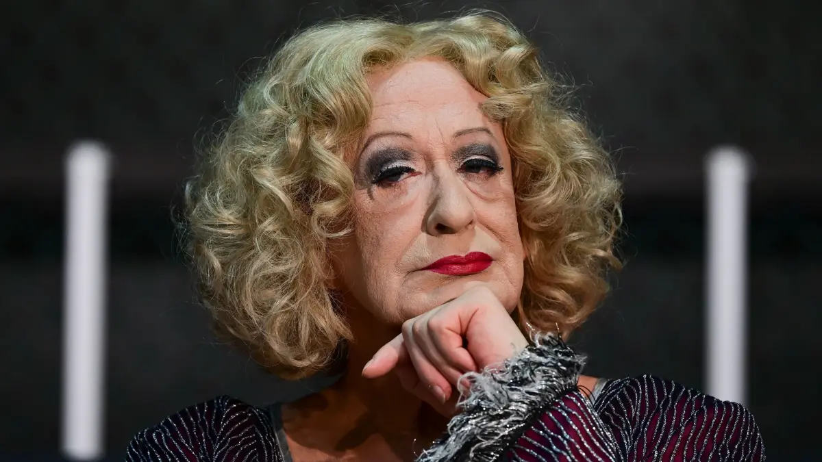 Ernie Reinhardt in seiner Rolle als Lilo Wanders, aufgenommen beim Probenbeginn der "Dreigroschenoper" bei den Bad Hersfelder Festspielen im Juni 2024