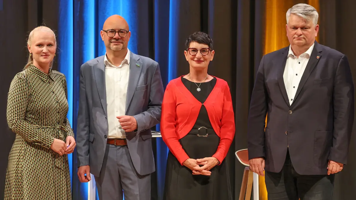 Désirée Schrade (CDU/v.l.), Axel Strasser (parteilos), Simona Koß (SPD) und Wilko Möller (AfD)