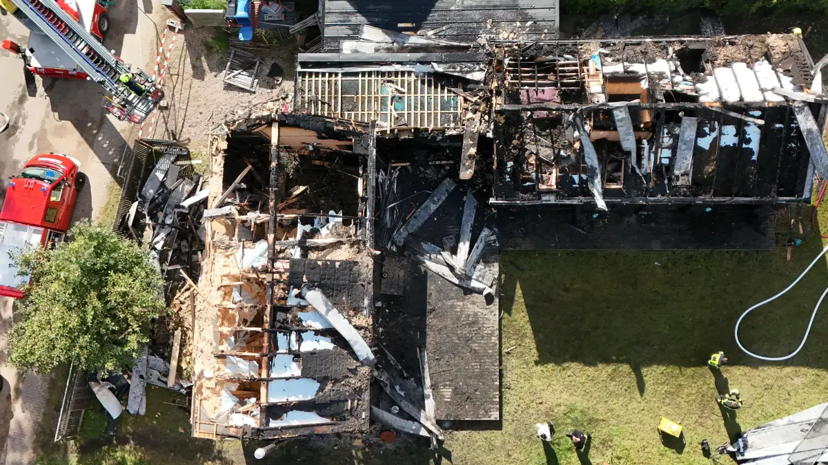 Die Freiwillige Feuerwehr Angermünde und einige Ortswehren wurden zu einem Hausbrand in Herzsprung alarmiert. Was ist passiert?