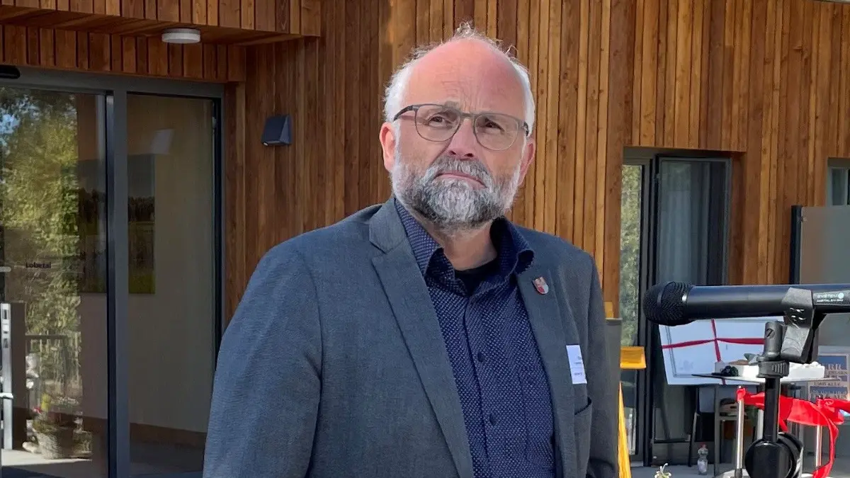 Feierliche Eröffnung des Hospizes in Wandlitz, anwesend: Landrat Daniel Kurth, Bürgermeister Oliver Borchert, Schauspielerin Fritzi Haberlandt