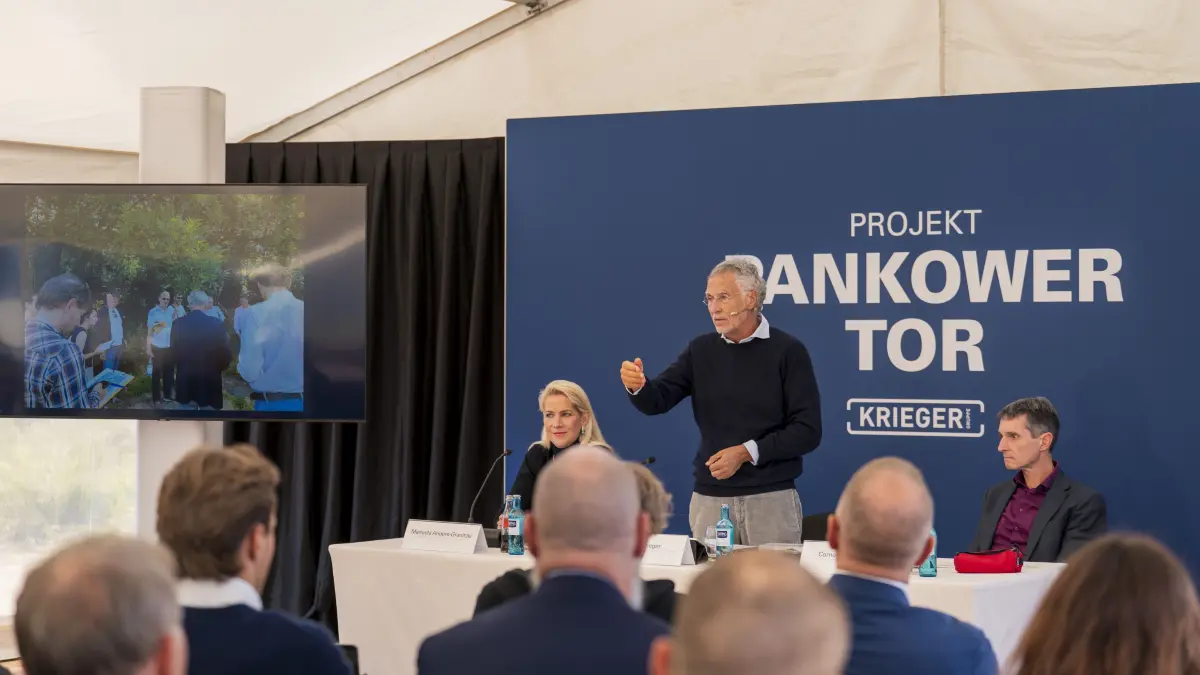 Investor und Möbelhauseigentümer Kurt Krieger bei der Vorstellung des Immobilien-Projektes Pankower Tor in Berlin.