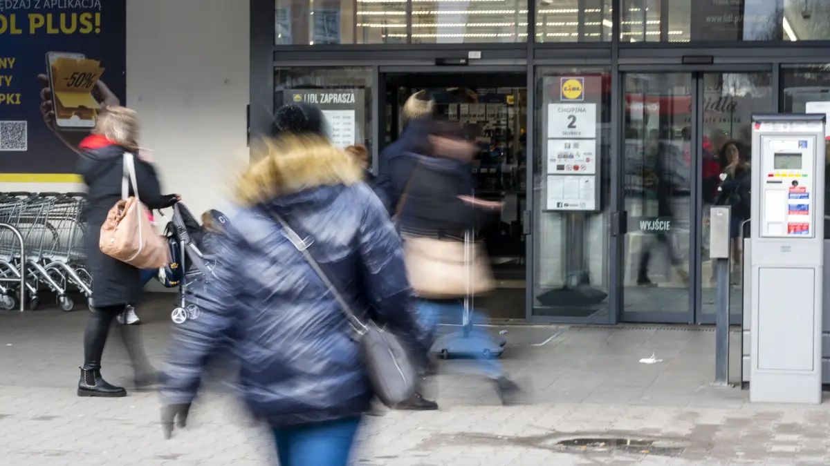 Ein polnischer Supermarkt. Deutsche, die gern in Polen einkaufen, müssen sich auf eine wichtige Änderung gefasst machen.