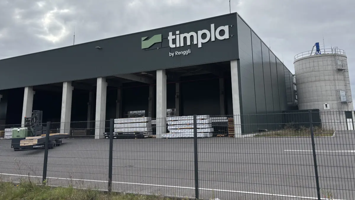 In der riesigen Werkshalle von Timpla im Technologie- und Gewerbepark Eberswalde tut sich mittlerweile einiges.