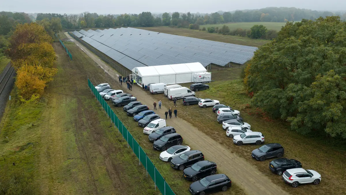 Seit 2011 geplant: In Gorgast wurde am Mittwoch (15.10.) die Inbetriebnahme von drei Solaranlagen gefeiert. Beinahe wäre das Projekt gescheitert.